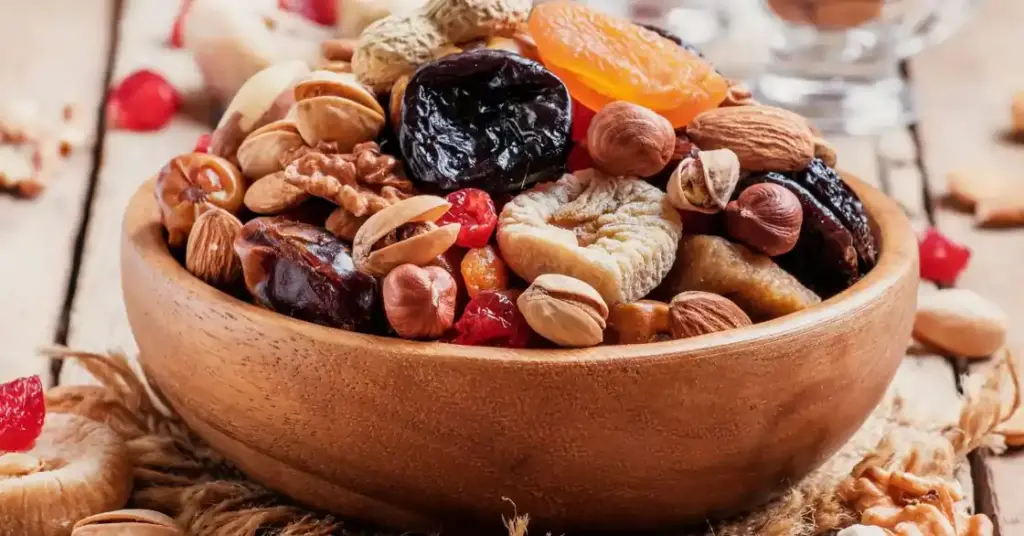 Primo piano di frutta secca varia | Corpo e anima